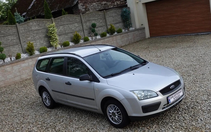 Ford Focus cena 7900 przebieg: 315000, rok produkcji 2005 z Zawidów małe 67